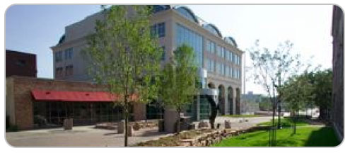 Exterior of photo of Sioux Falls Courthouse Square.